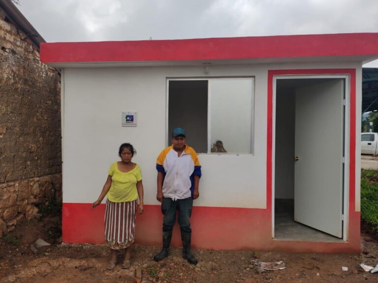 CUMPLE GOBIERNO DE HÉCTOR ASTUDILLO CON OBRAS EN MOCHITLÁN