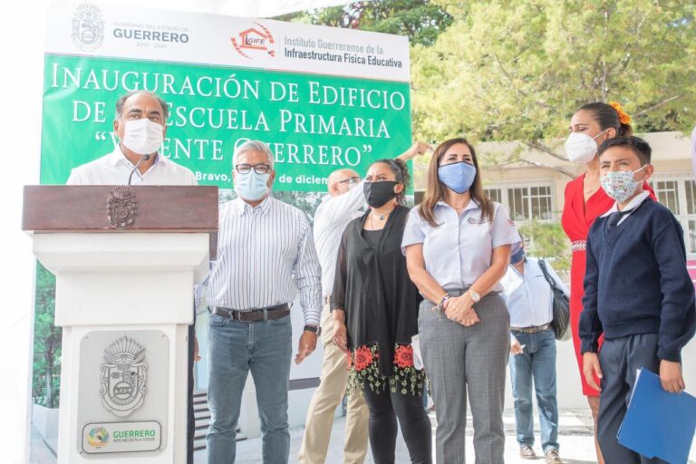 ENTREGA GOBERNADOR ASTUDILLO UNA OBRA EDUCATIVA MÁS A CHILPANCINGO