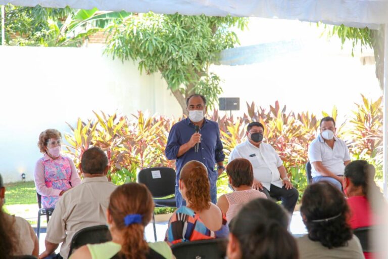 RECONOCE ASTUDILLO A VOLUNTARIOS QUE BRINDARON SERVICIO EN LOS COMEDORES SOCIALES EN ACAPULCO