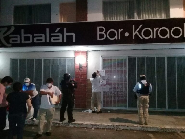 Clausuran un bar y una miscelánea por incumplir lineamientos sanitarios