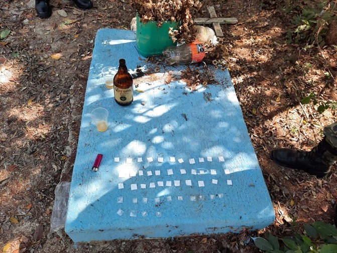 Incautan policías droga en panteón de la Vista Hermosa