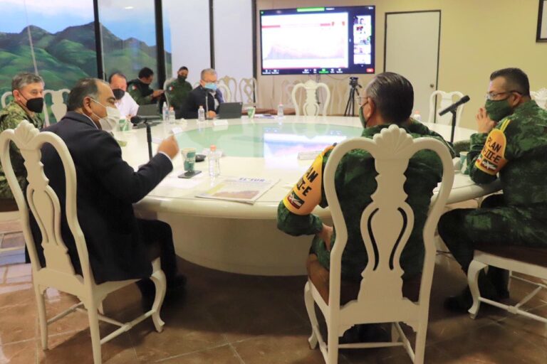 INFORMA GOBERNADOR ASTUDILLO A MESA PARA LA CONSTRUCCIÓN DE LA PAZ DE ACUERDOS CON FEDERACIÓN PARA REFORZAR SEGURIDAD EN GUERRERO