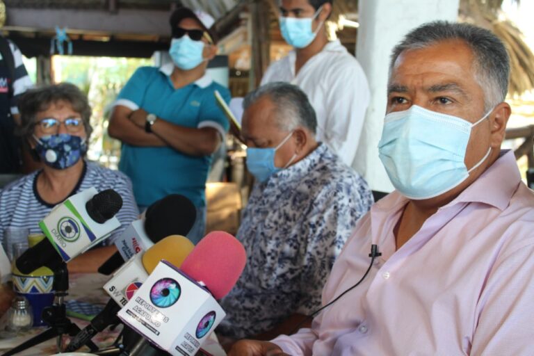 Víctor Aguirre y restauranteros de Acapulco acuerdan trabajar de manera conjunta por la reactivación económica