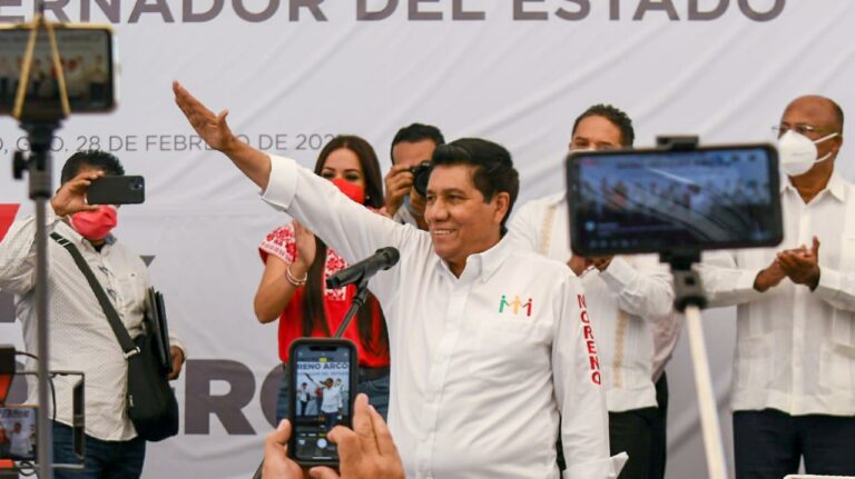 MARIO MORENO ARCOS SE REGISTRA Y RINDE PROTESTA COMO CANDIDATO DE “VA POR GUERRERO” PARA LA GUBERNATURA