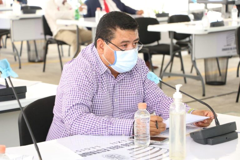 ANALIZAN INICIATIVA PARA INCLUIR EL DESARROLLO Y EMPODERAMIENTO DE LA NIÑEZ EN LOS PLANES DE ESTUDIO