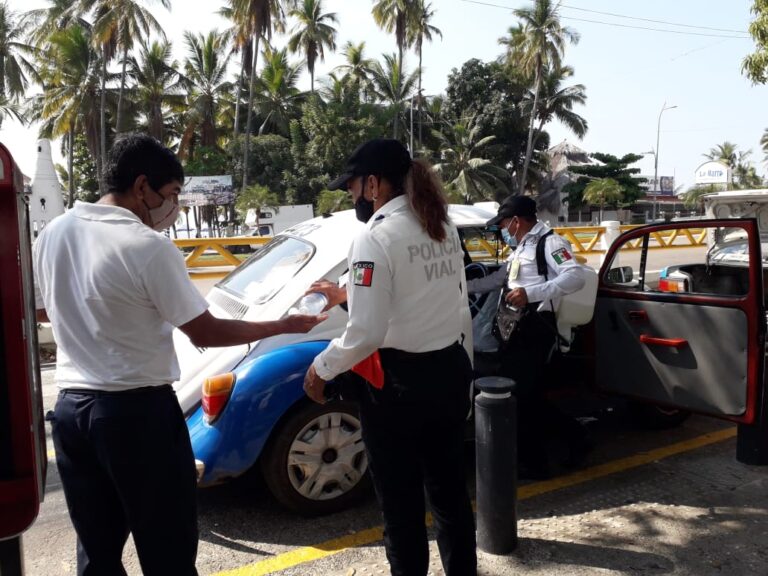 Continúan dispositivos de desinfección en espacios públicos de Acapulco