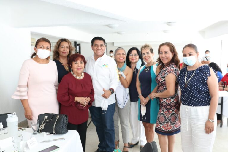 Un gobernador propositivo y que impulse a las mujeres, compromete Mario Moreno