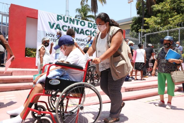 Sin contratiempos, concluye vacunación de adultos mayores en Acapulco