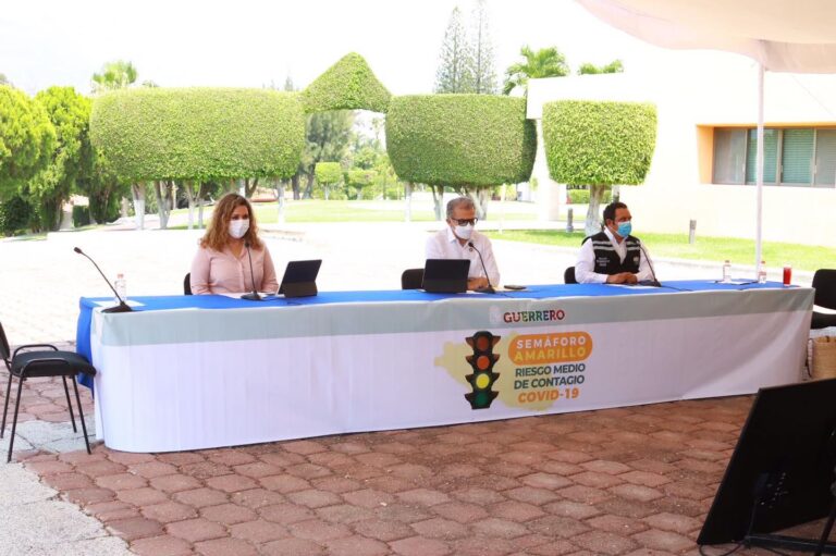 SEMÁFORO VERDE ES RIESGO BAJO DE CONTAGIO, NO SIGNIFICA QUE SE ACABÓ LA PANDEMIA: SECRETARIO CARLOS DE LA PEÑA