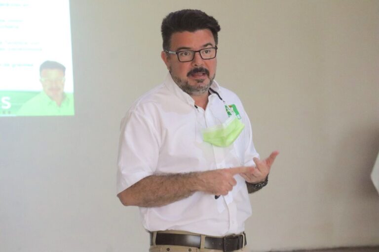 En mi gobierno se pagará lo justo por predial, ilegal el aumento actual, señala Carabias