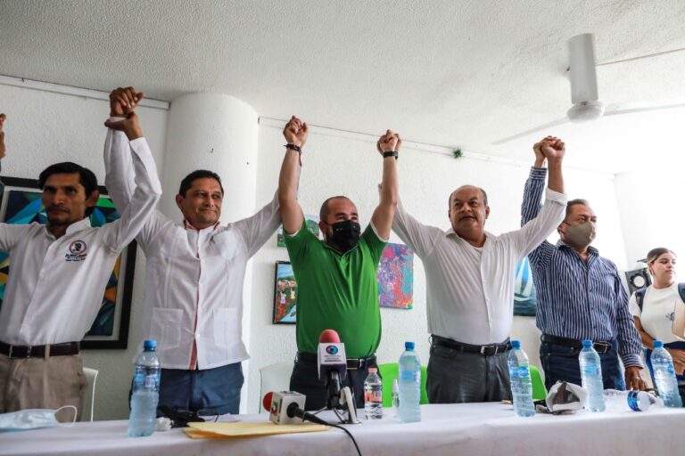 Se unen a Ricardo Taja fundadores de Morena en Acapulco