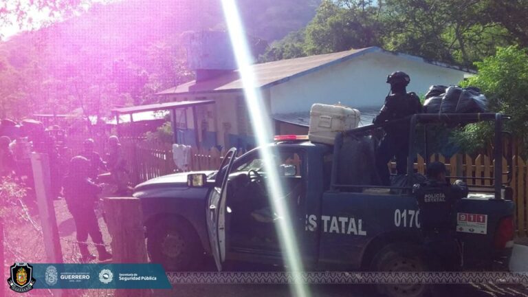 Resguarda Ejército, Guardia Nacional, Policía Ministerial y Policía Estatal comunidades de sierra de Coyuca de Catalán