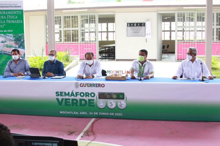 GUERRERO SE MANTIENE EN VERDE Y A LA BAJA DE CONTAGIOS, PERO INSISTE GOBERNADOR ASTUDILLO A LA POBLACIÓN A VACUNARSE