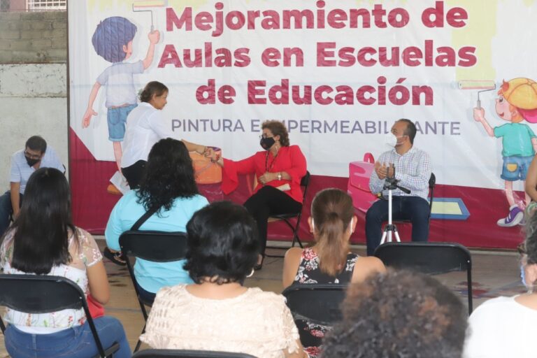 Suman 11 millones de pesos la inversión municipal para mejorar escuelas públicas