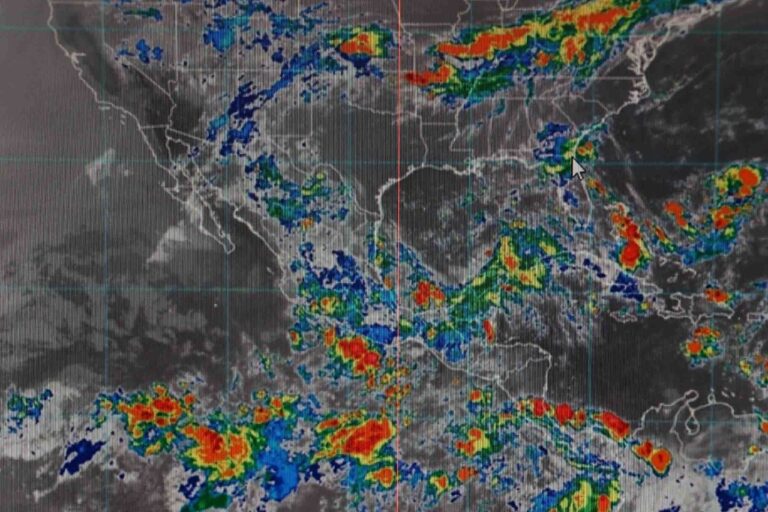 Onda tropical número 6 provocará lluvias ligeras en Acapulco para las próximas horas