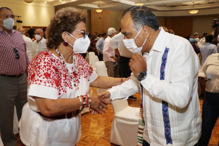 Asiste Adela Román a la presentación de la estrategia de promoción turística «La Hora de Acapulco»