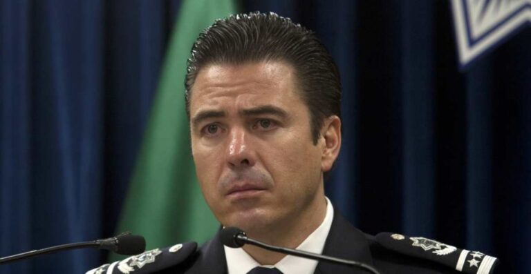 Auto de formal prisión a Cárdenas Palomino por tortura