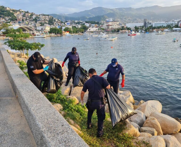 Participa Policía Auxiliar en acciones preventivas para superar la pandemia