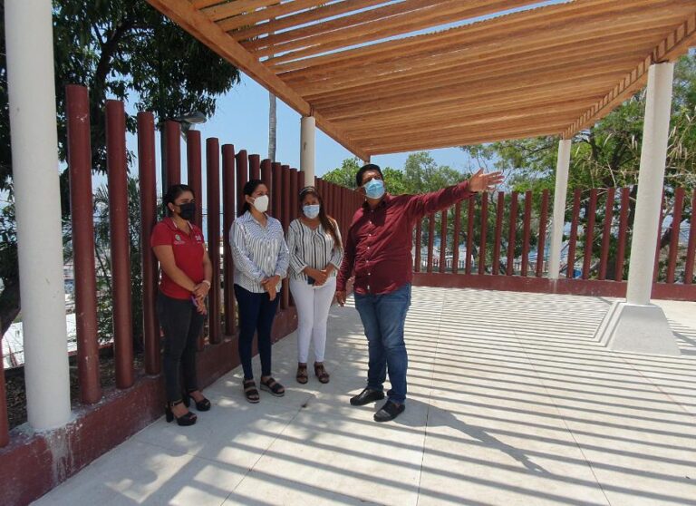 Avanza DIF Acapulco en remodelación del parque La Iguana