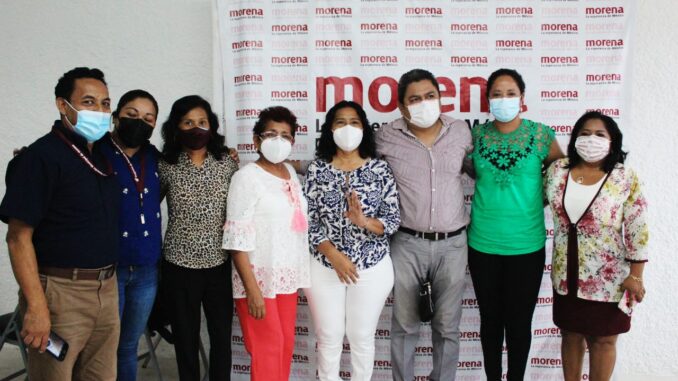 Coincide Abelina López con el presidente, en reducir percepciones de los ediles