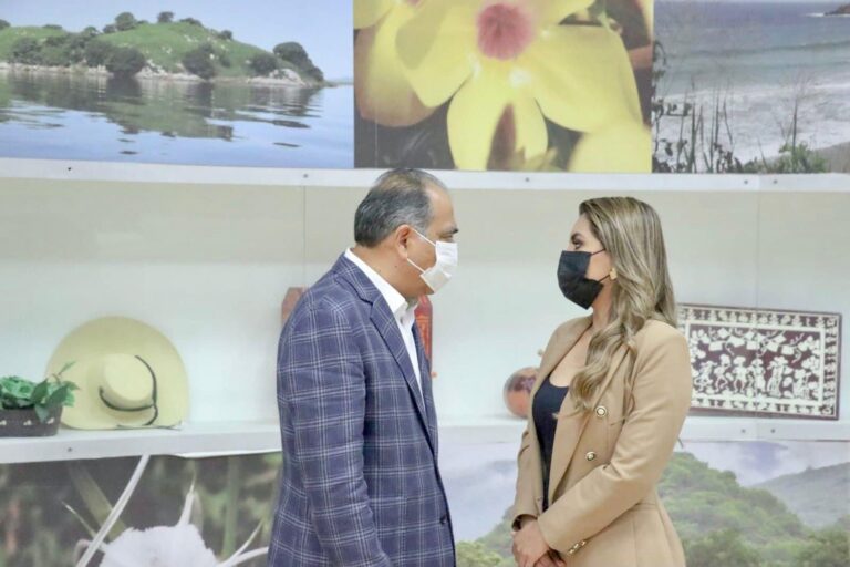 Celebran Evelyn Salgado Pineda y Héctor Astudillo décima reunión de trabajo coordinado