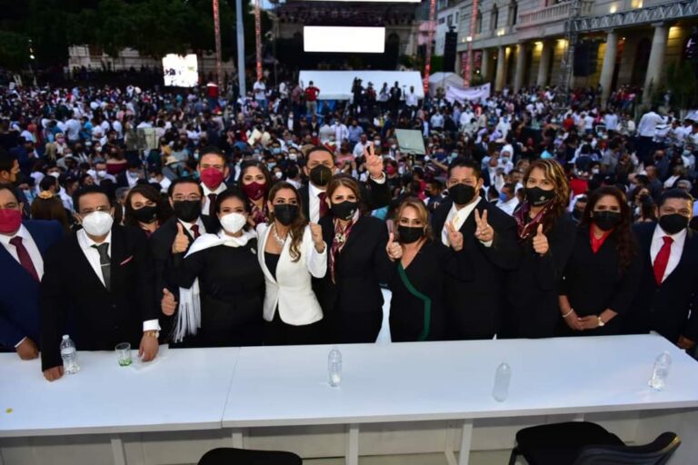 Preside Norma Otilia Hernández Martínez primera sesión extraordinaria de Cabildo