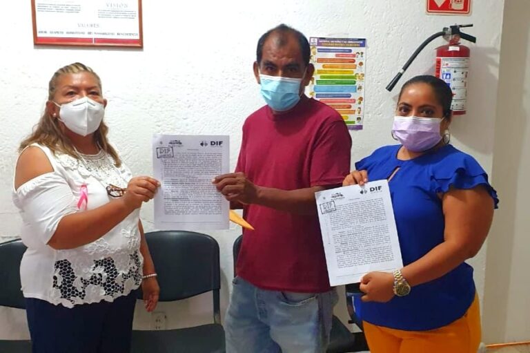 Reintegra el DIF a su familia a una mujer que estuvo en situación de calle