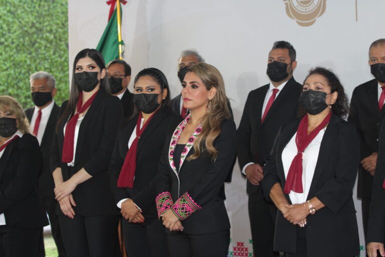 EL GABINETE DE EVELYN SALGADO, EN GUERRERO.