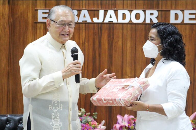 Recibe Acapulco la visita protocolaria del Embajador Extraordinario y Plenipotenciario de la República de Filipinas, Demetrio R. Tuason