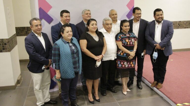 DIPUTADOS ASISTEN A PRESENTACIÓN DE INFORME DEL COMITÉ DE PARTICIPACIÓN CIUDADANA DEL SISTEMA ESTATAL ANTICORRUPCIÓN