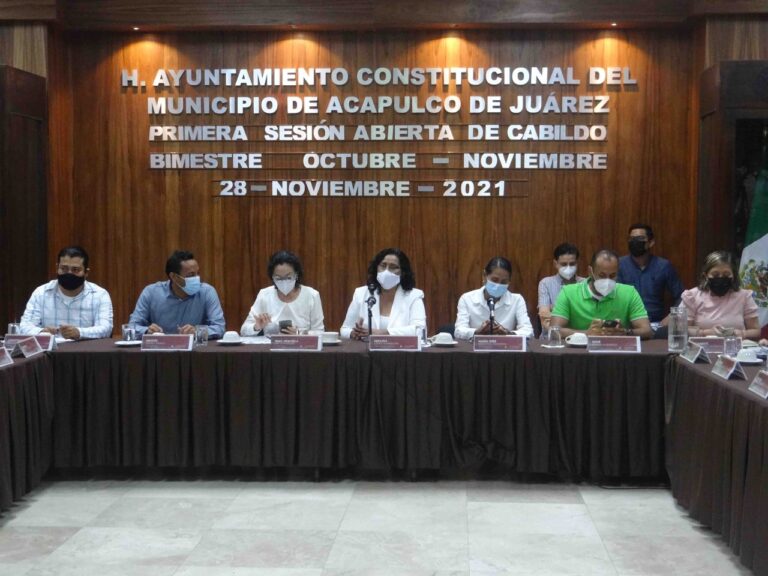 Encabeza Abelina López  primera sesión abierta de Cabildo