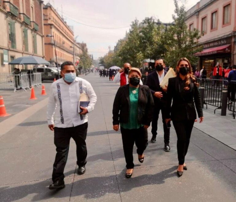 LOGRA LA GOBERNADORA EVELYN SALGADO AMPLIAR EL PROGRAMA DE PAVIMENTACIÓN DE CAMINOS ARTESANALES A 23 MUNICIPIOS DE LA MONTAÑA Y COSTA CHICA