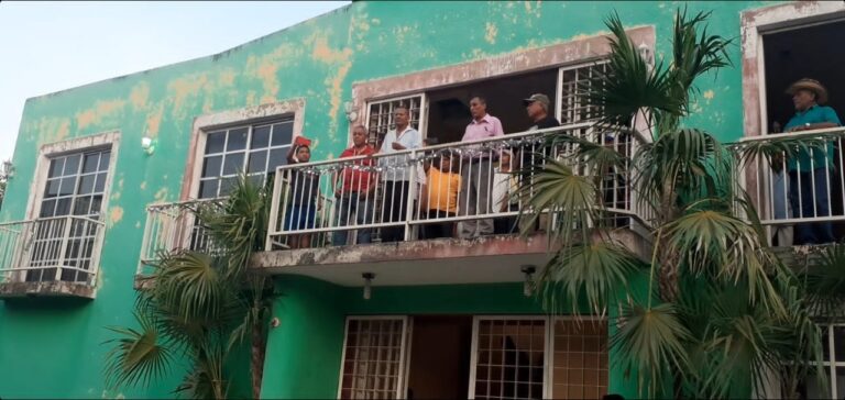 Azuzados por el director de ICATEGRO quiere imponer como presidente municipal por Usos y Costumbres a Francisco Pérez Nazario y como Sindica a Lizbeth Ortiz González.