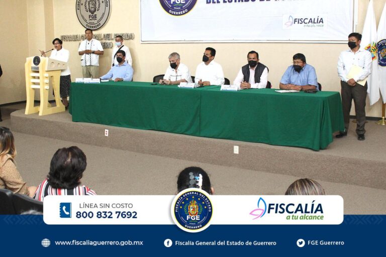 La Fiscalía está para servir, esa es su vocación y los trabajadores tienen certidumbre laboral: Fiscal General Mtra. Sandra Luz Valdovinos Salmerón