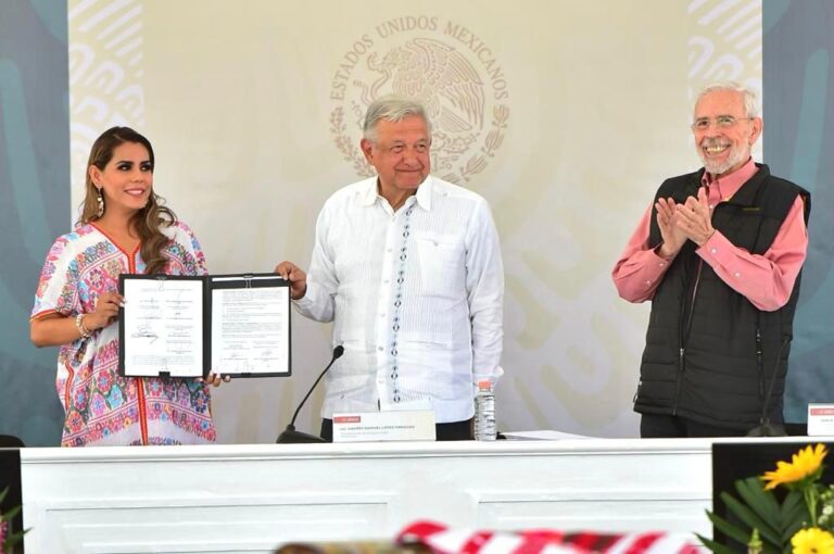 Evelyn Salgado es una gran gobernadora y no está sola: AMLO