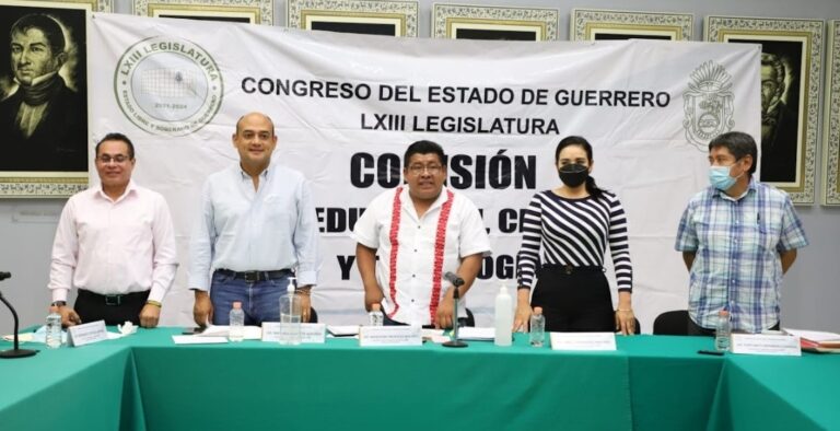 SE ANALIZA EN EL CONGRESO LA LEY DE SEGURIDAD 
INTEGRAL ESCOLAR DEL ESTADO DE GUERRERO