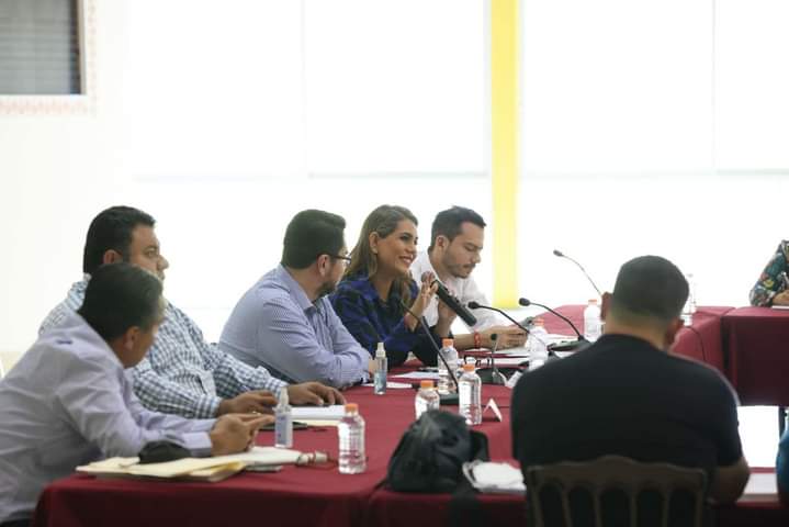 Da gobernadora Evelyn Salgado atención y seguimiento a mesa de trabajo con la CETEG