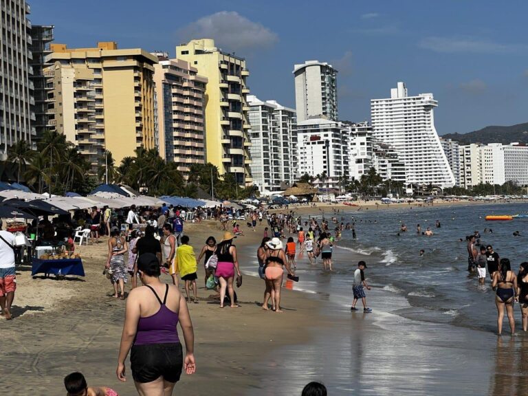 Más de 200 mil turistas disfrutaron de las playas de Guerrero y sus destinos turísticos como Acapulco, Ixtapa-Zihuatanejo y Taxco de Alarcón