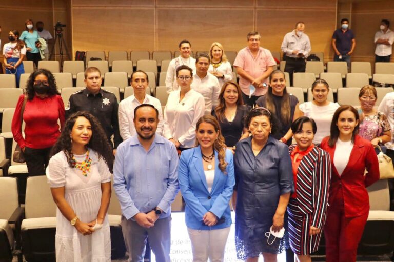 ENCABEZA EVELYN SALGADO LA INSTALACIÓN Y TOMA DE PROTESTA DEL CONSEJO DE SALUD MENTAL Y CONTRA LAS ADICCIONES DEL ESTADO DE GUERRERO