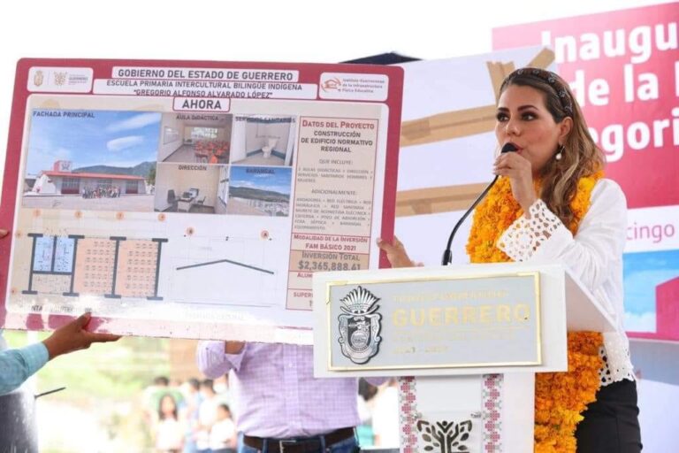 NAUGURA EVELYN SALGADO NUEVO EDIFICIO EN ESCUELA PRIMARIA BILINGÜE INDÍGENA EN CHILPANCINGO
