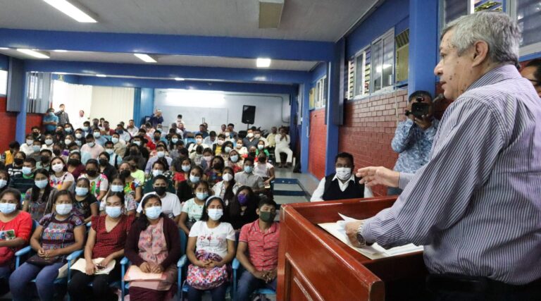 Aplica SEG valoración en habilidades de lengua materna a 275 normalistas