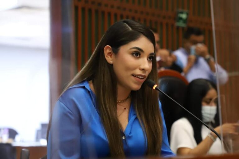 ANALIZAN EXHORTO A LA SCT Y GOBIERNO ESTATAL PARA ASIGNAR RECURSOS A LA RED CARRETERA DE LA TIERRA CALIENTE