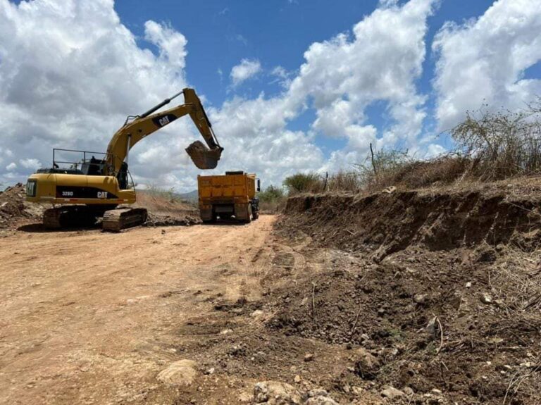Desplegó CICAEG personal y maquinaria pesada para atender contingencias por lluvias