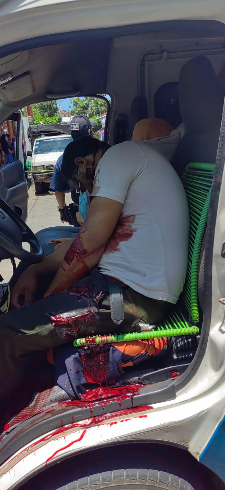 Asesinan a conductor de trasporte publico en el centro de Zihuatanejo