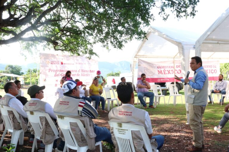 Estamos en Villa Madero, municipio de #Tlalchapa en la Región Tierra Caliente.