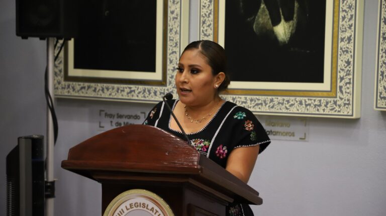 ANALIZAN INICIATIVA EN EL CONGRESO DEL ESTADO PARA QUE LOS AYUNTAMIENTOS CUMPLAN CON EL PRINCIPIO DE PARIDAD EN LA INTEGRACIÓN DE TODOS LOS CARGOS