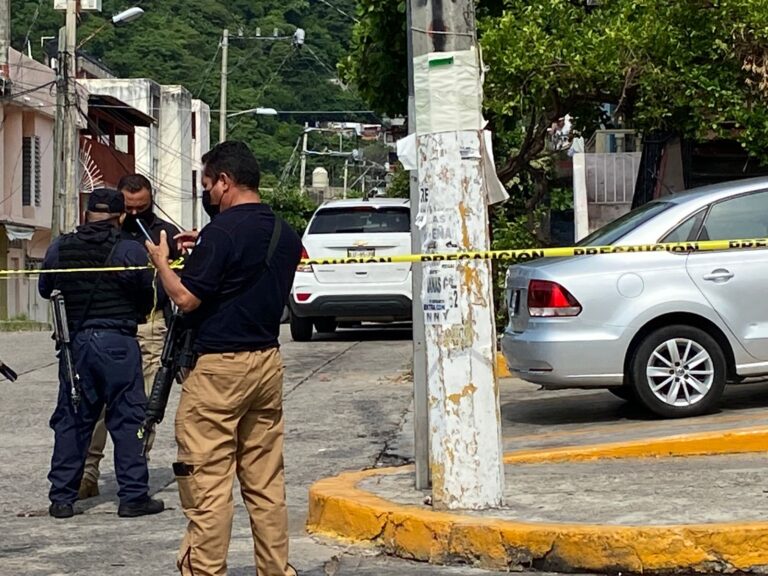 Un masculino encajuelado fue encontrado, en la colonia Morelos.