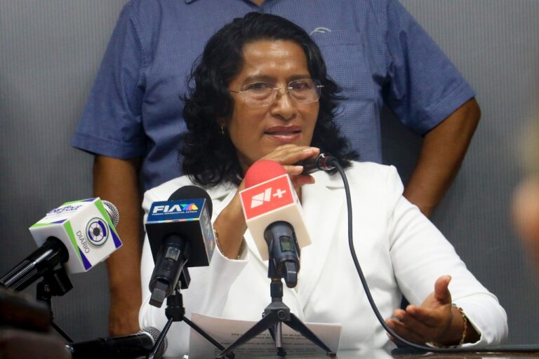 “Inauditos, vertimientos de aguas residuales”; Abelina López