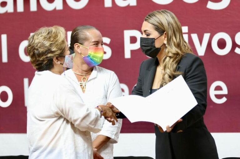 REALIZA EVELYN SALGADO PAGOS POR MÁS DE 10 MDP DE PASIVOS DE MARCHA Y PÓLIZAS POR DEFUNCIÓN A 639 BENEFICIADOS DEL ISSSPEG