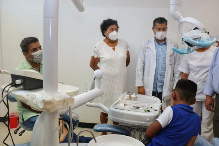 Supervisa Secretaría de Salud e INSABI Hospitales de la comunidad de Tecpan y Petatlán